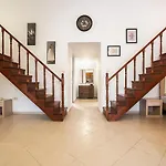 Villa Nikolaos *