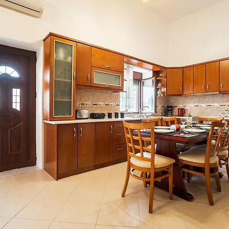 Nikolaos Villa Rhodes City